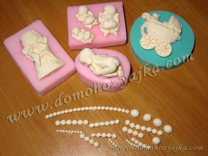 молды рецепт. молды для мастики. форма из строительного силикона. силиконовые формы для полимерной глины. формочки из глины.