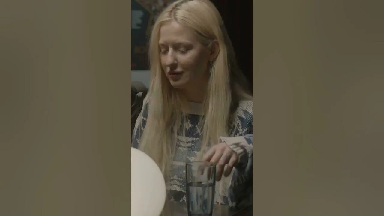 Три дня дождя тося чайкина земля. Тося чайкина альбинос. тося чайкина альбинос или нет. тося чайкина стрелы. тося чайкина 2025.