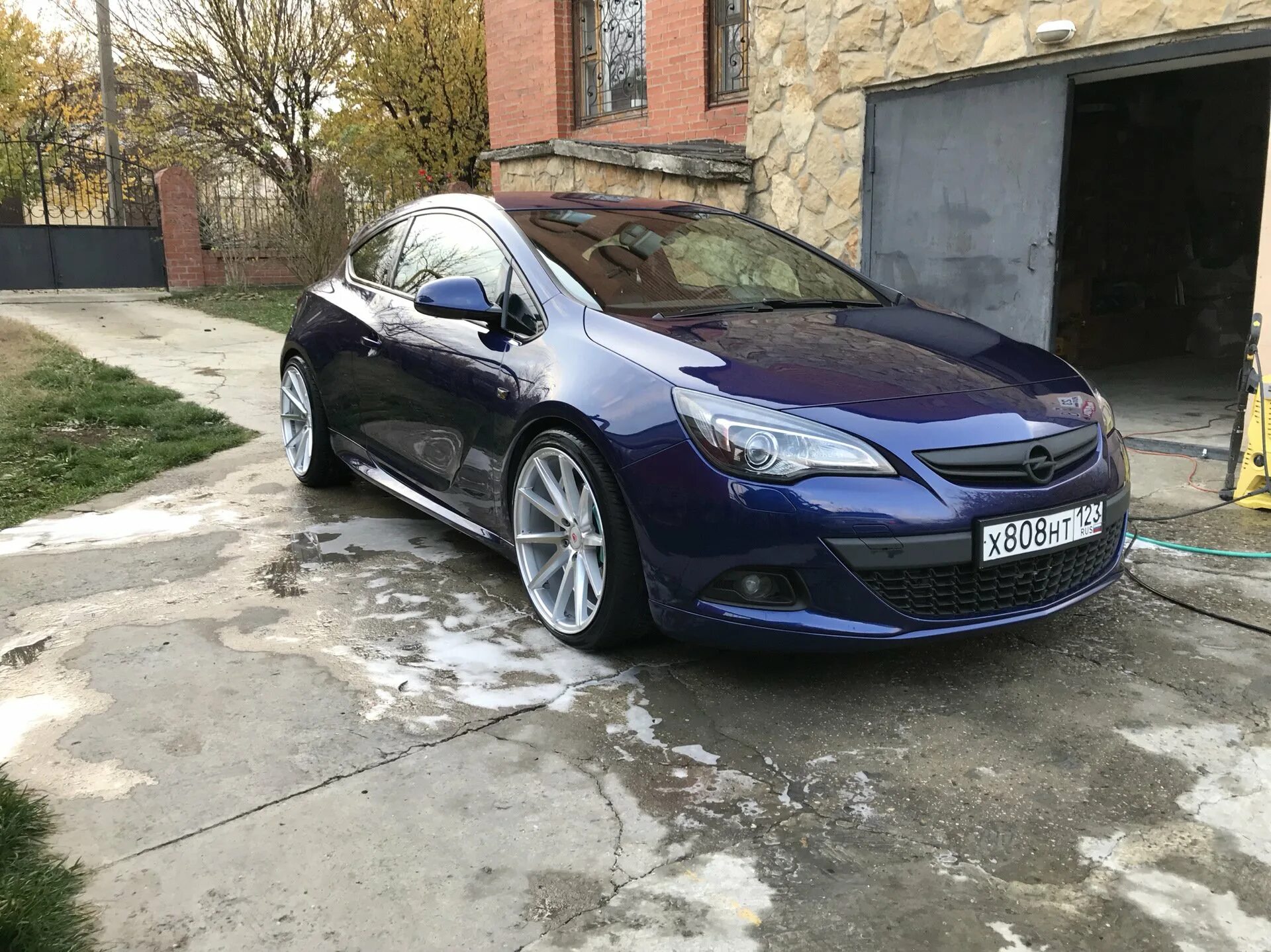 Opel Astra GTC обвес. Opel Astra j GTC Tuning.