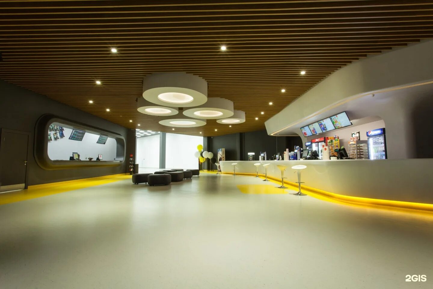 Хэппи синема в саратове кинотеатр. Кинотеатр саратов вольский тракт. Хэппи синема в саратове кинотеатр. Happy moll саратов кинотеатр. Кинотеатр саратов вольский тракт.