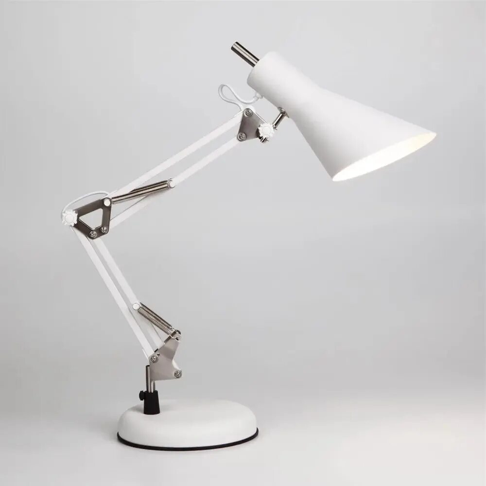 Настольная лампа elektrostandard tl70110 kraft античная бронза 4690389115288. Настольная лампа maytoni zeppo 137 z137-tl-01-w. Настольная лампа elektrostandard tl70110 kraft. Настольная лампа nl tl1342. Лампа lucia tucci "harrods".