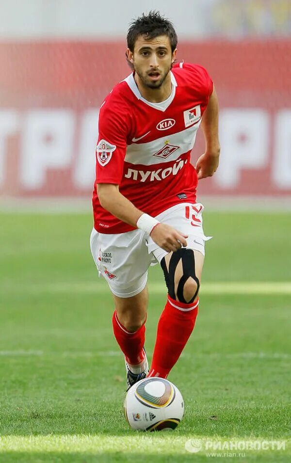 Николасом парехой. Николасом парехой. Пареха футболист. Николасом парехой. Николас пареха.