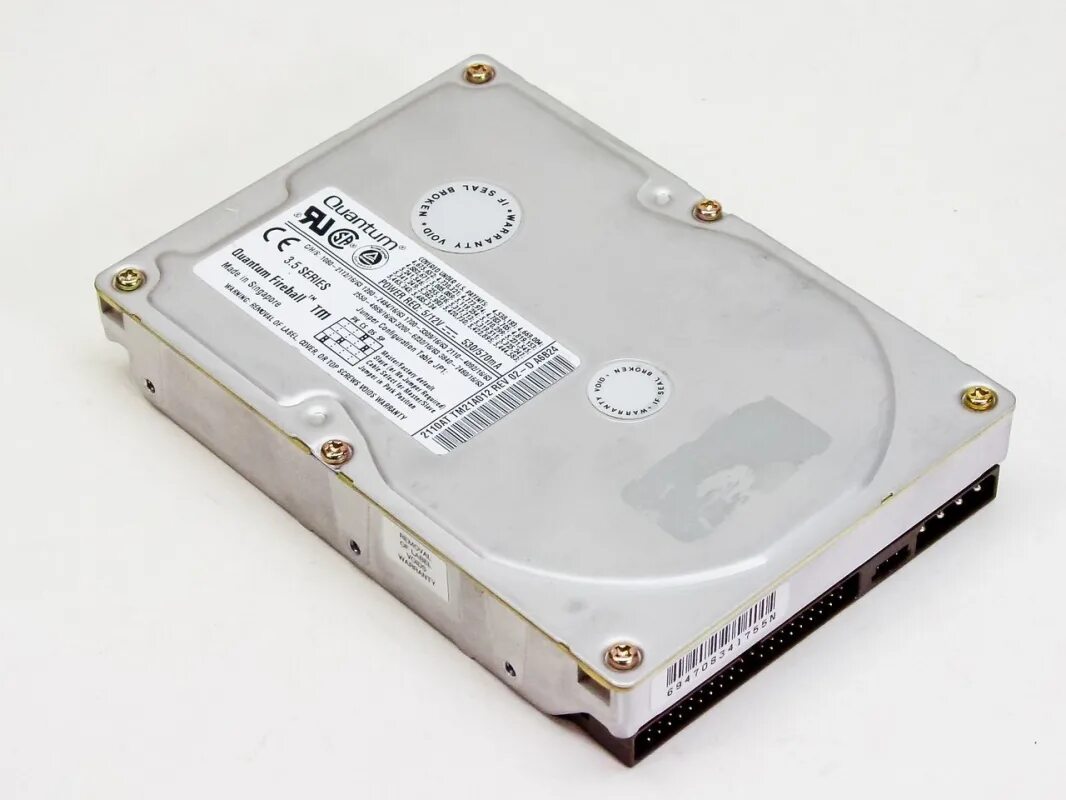 Диск quantum. Hdd ide 3.5. жёсткий диск quantum 3.5 series. quantum жесткий диск. жесткий диск 1998.