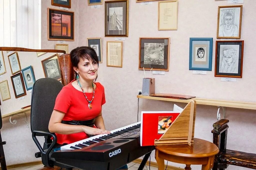 Российские художники. Артур степанович месчян архитектор. Архитектор музыкант. Сергей савитра корниенко. Архитектор музыкант.