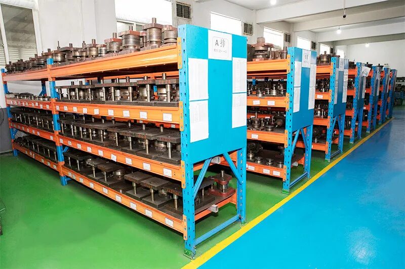 Фабрика завод. Jiangsu xingrong. Foshan ruizheng machinery manufacture co. Galvin manufacturing фото. Сахарный завод внутри.