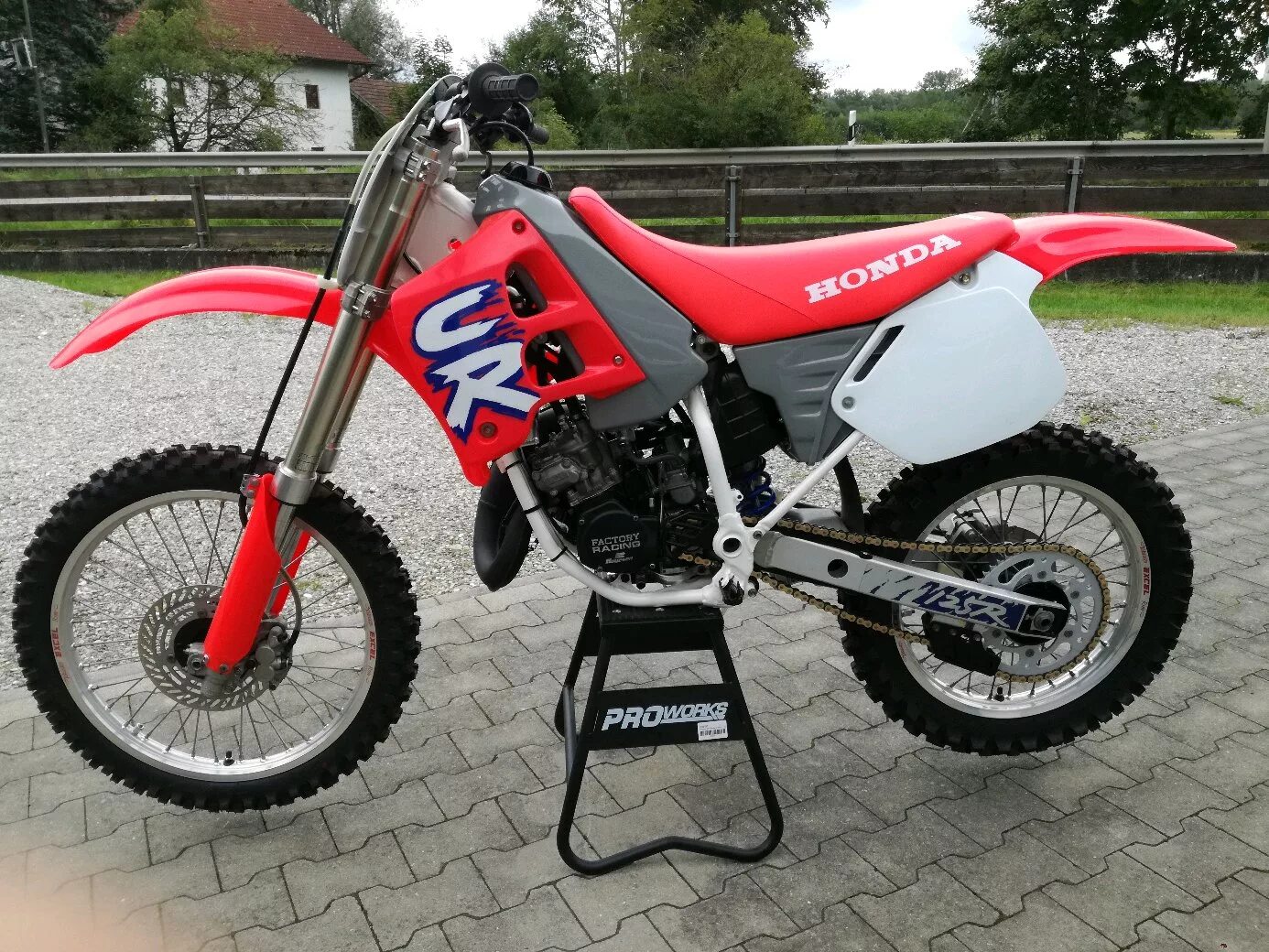 Honda cr зажигание. Honda CR 125 1992. Honda CR 125 R 1998. Honda CR 125 1997. Honda CR 125 R 1995.