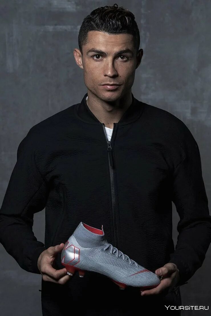 Роналду сиииииии. Криштиану роналду стиль. Cr7. Роналдо 7. Криштиану роналду улыбка.