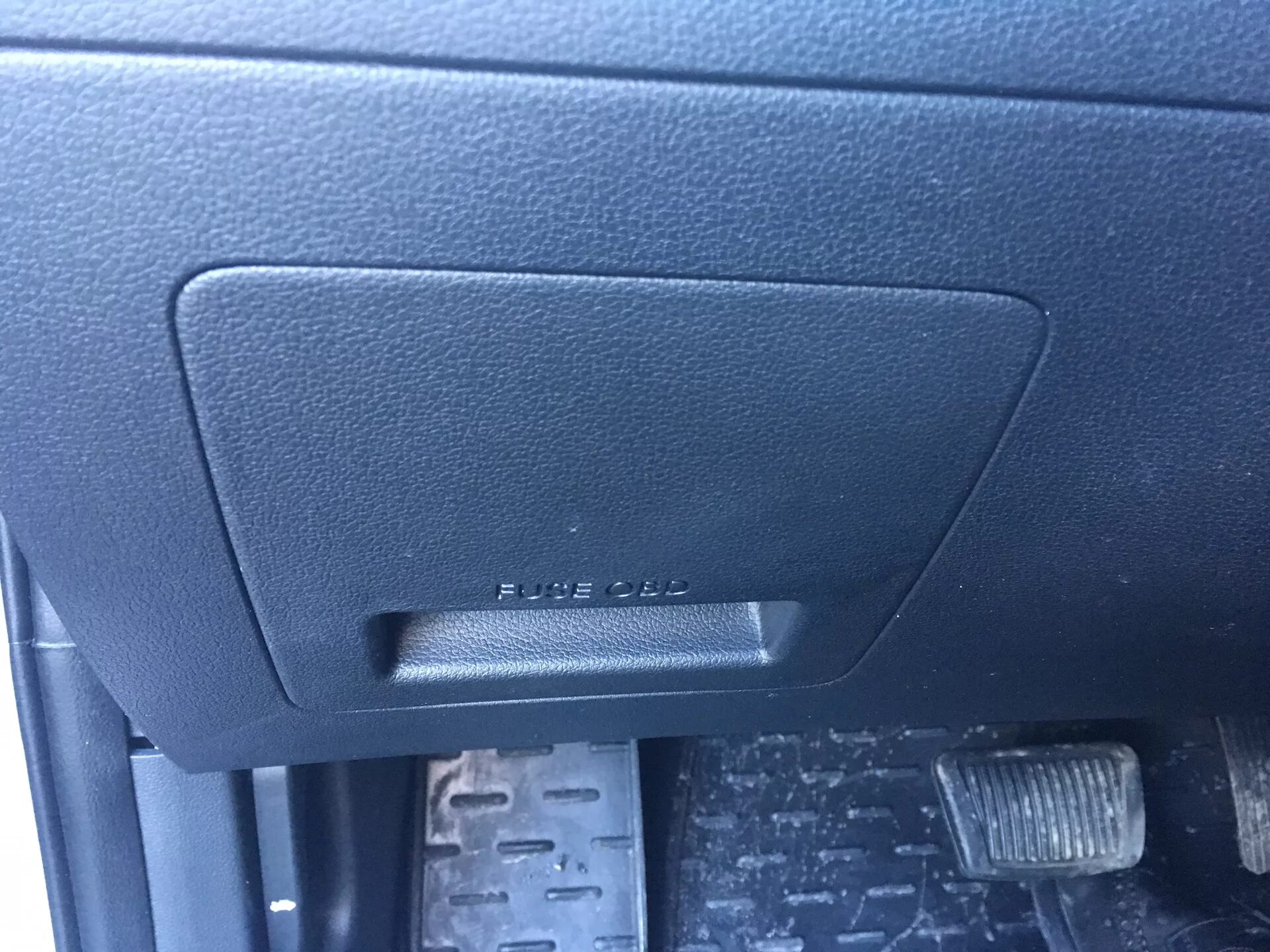 Elantra 3 xd диагностический разъем. Обд элантра. Hyundai elantra 4 диагностический разъём. Обд элантра. Хендай соната 2010 диагностический разъем.