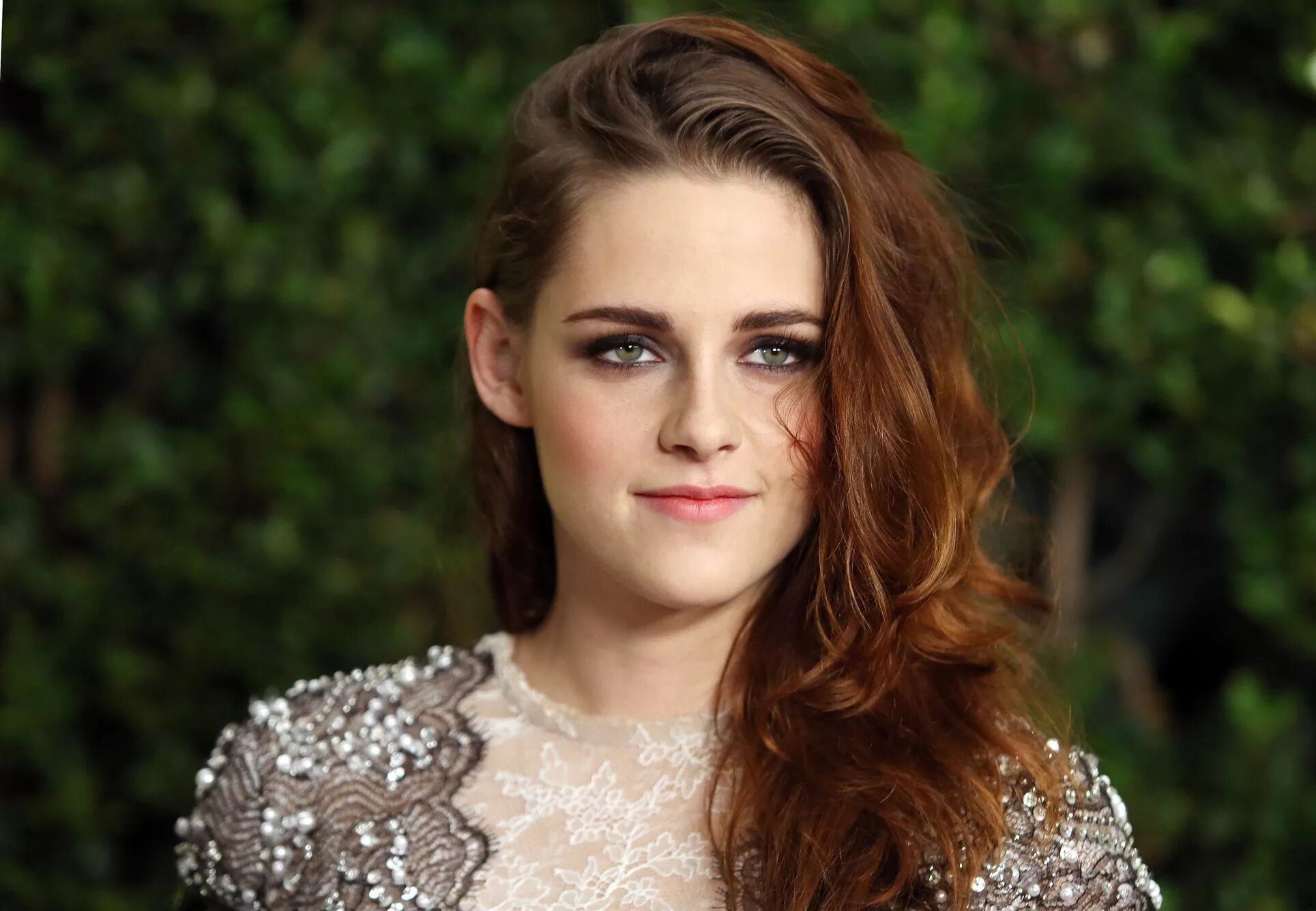 Сумерки актрисы фото. Кристен стюарт сумерки. кристен стюарт 2013. kristen stewart сумерки. звезда сумерек кристен стюарт.