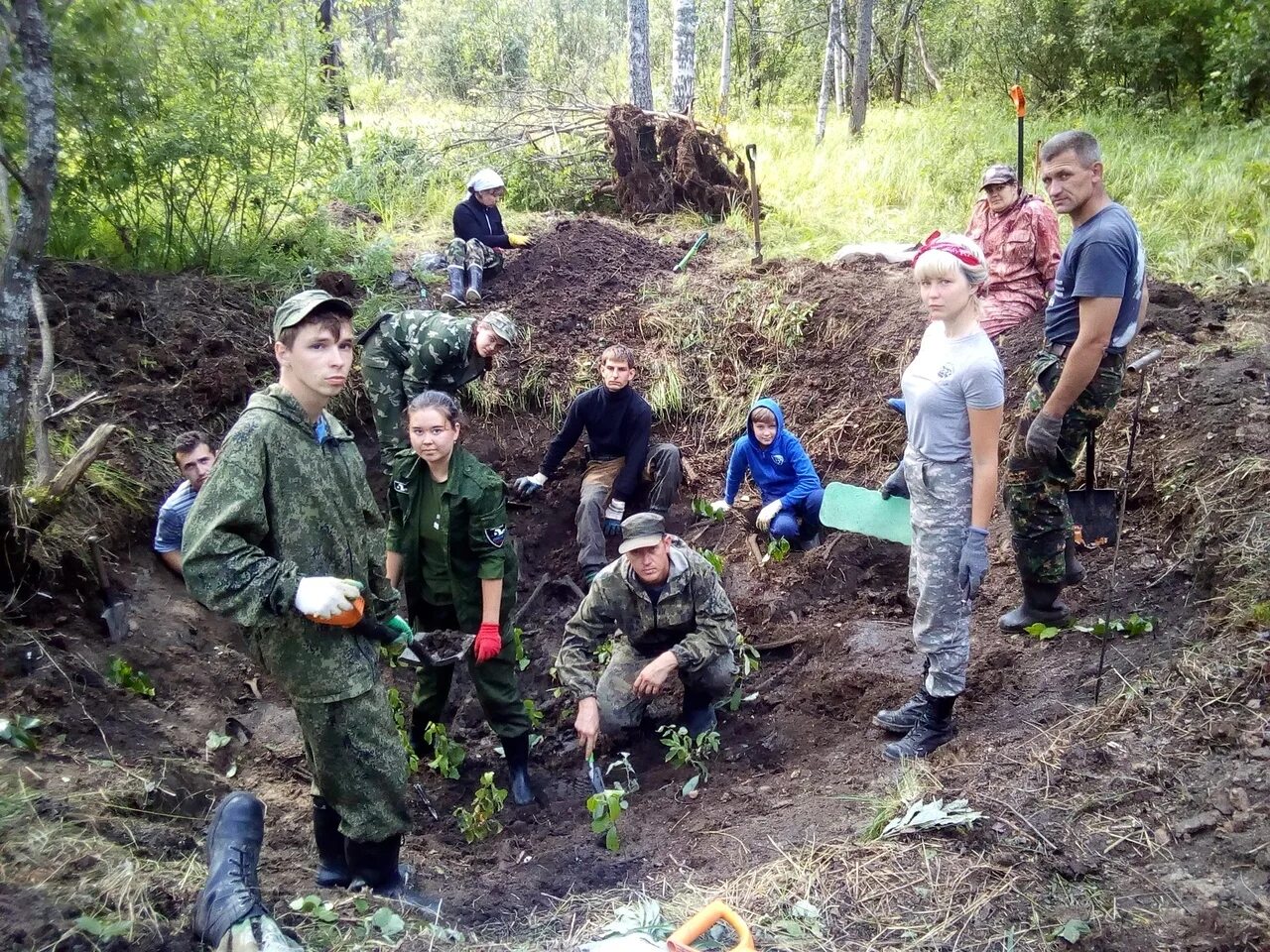Поисковый отряд белая калитва. Поисковые отряды кузбасса. Сводный поисковый отряд земляк кемерово. Поисковое движение. Авангард кузбасс военно патриотический.
