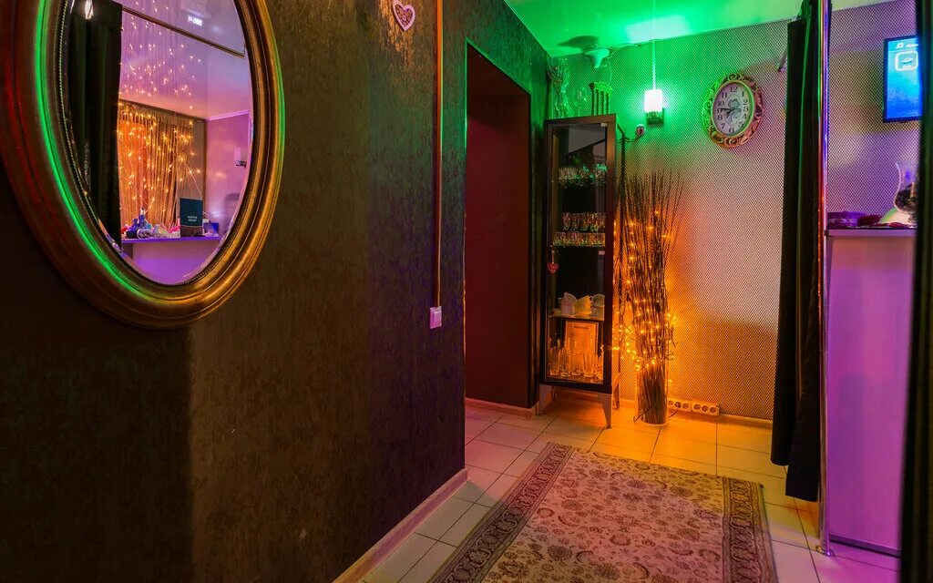 Массажный рай москва. Paradise Spa Москва. Парадиз Москва ночной клуб. В шоколаде массажный салон. Массажный салон на Песчаная д5.