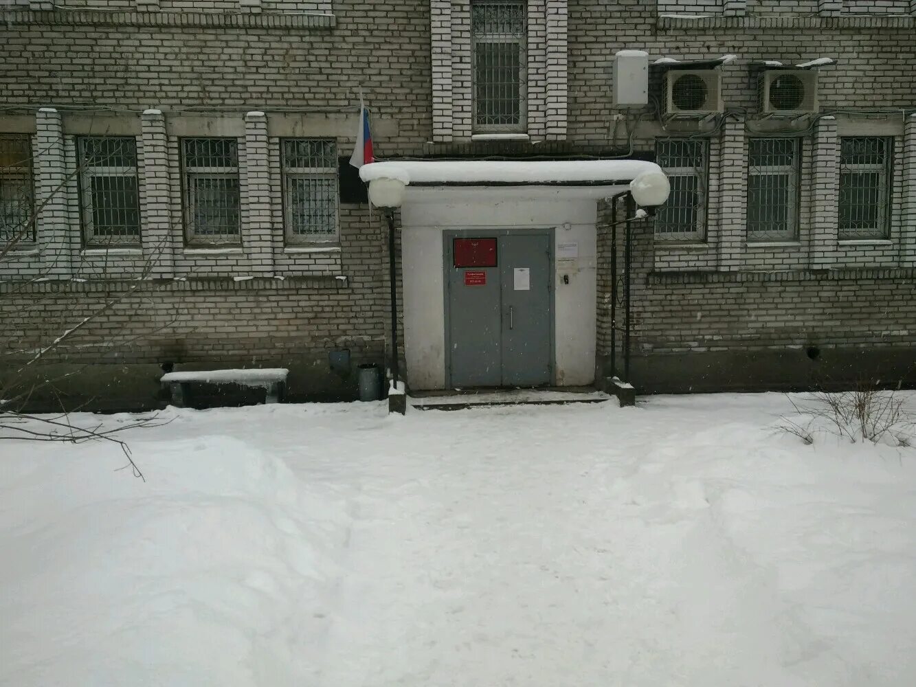 Спб московский р н улица рыбинская 7б. 53 отдел полиции спб. 51 отдел спб. Полицейский спб. 51 отдел спб.