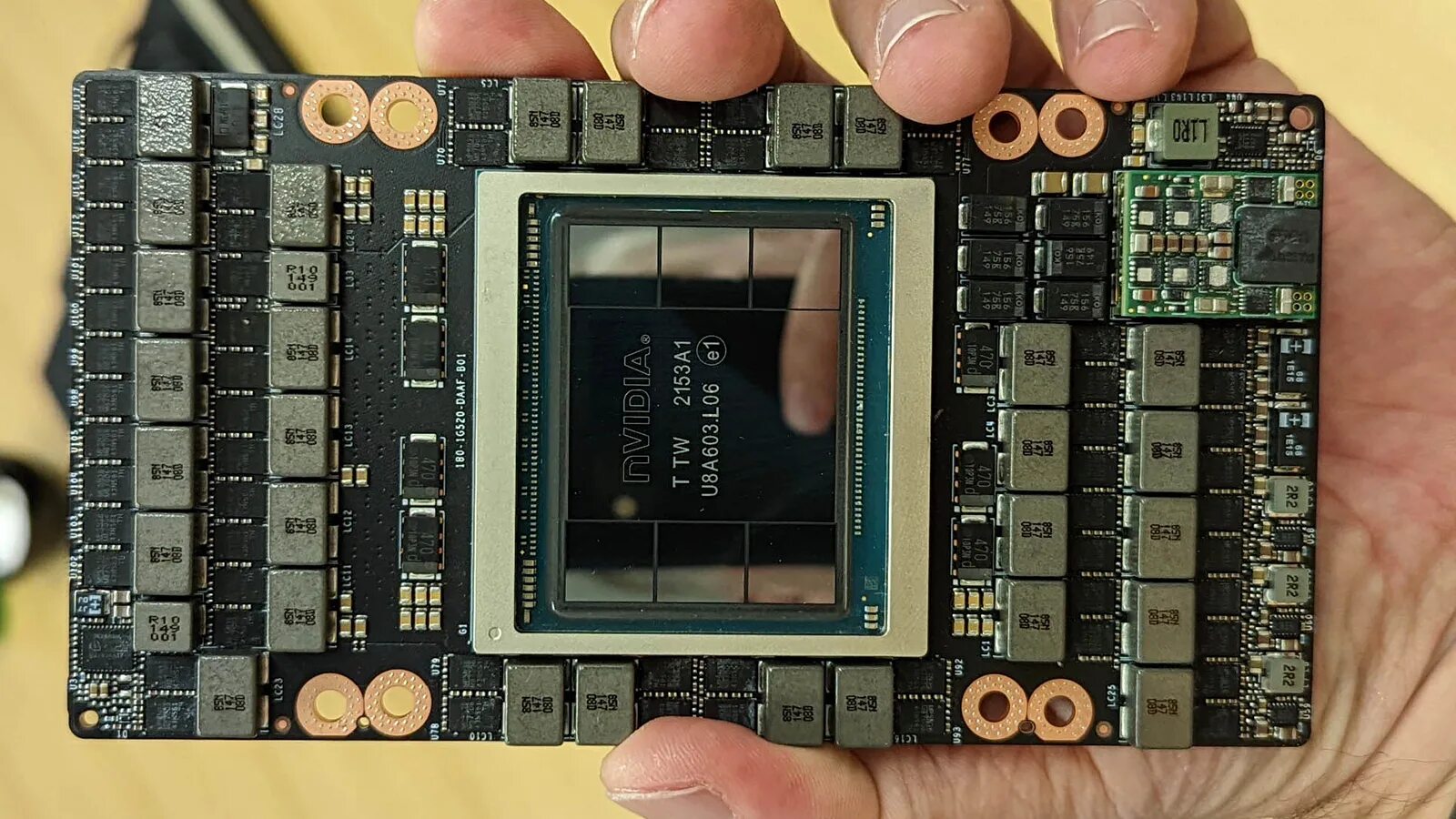 Как узнать графический ускоритель gpu. Nvidia h100 sxm5 96 gb. hopper h100. h100 gpu. nvidia h100 hopper.