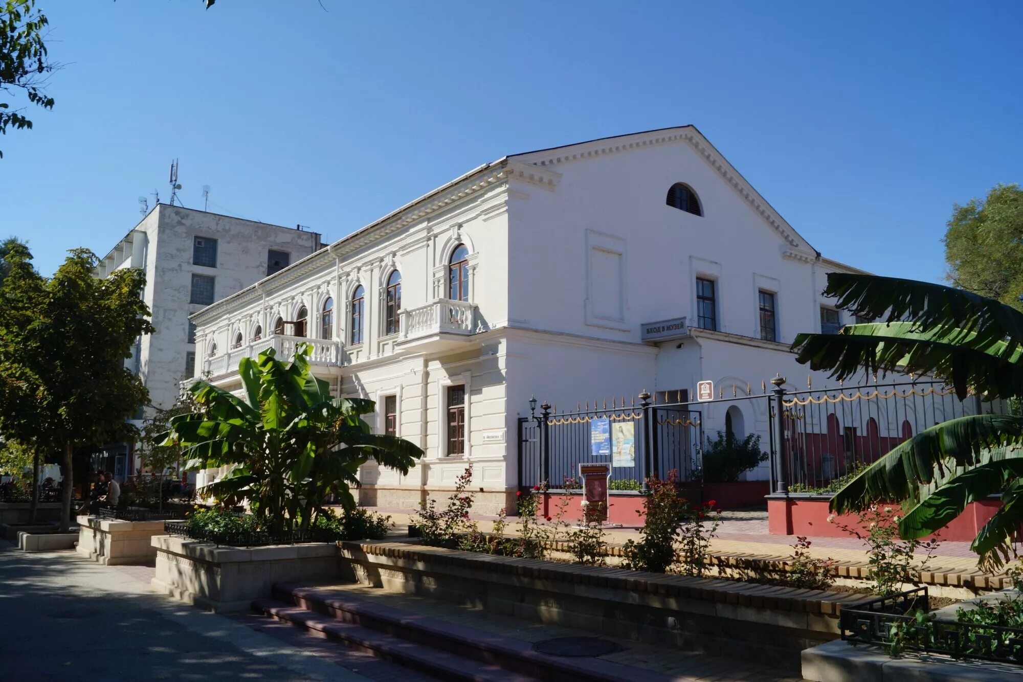 Крым санаторий восход феодосия. Крым санаторий восход феодосия. Медея феодосия. Санаторий "восход". Медея феодосия санаторий.