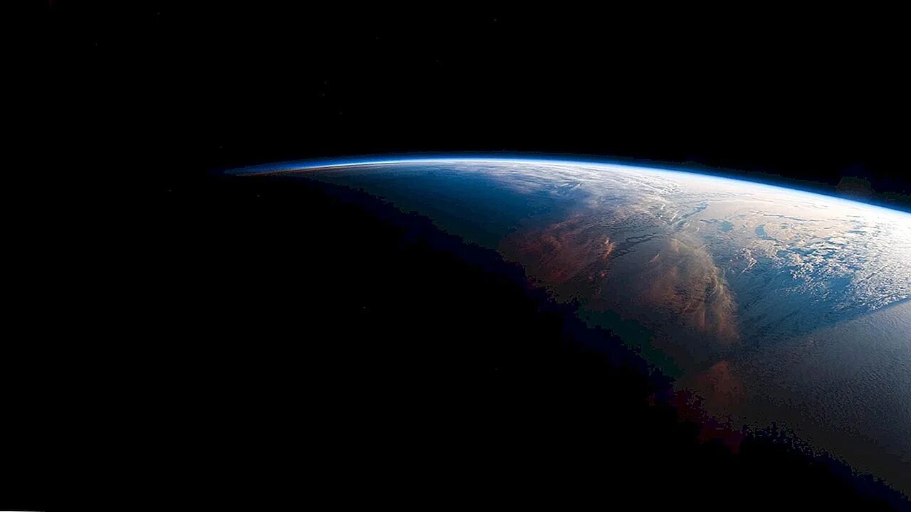Плоский горизонт. Земля из космоса. горизонт земли из космоса. обои земля из космоса. космос горизонт земли фон.