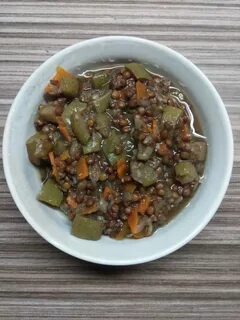 Чечевица с мясом и овощами