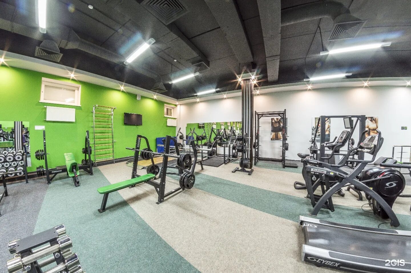Фитнес центр голливуд. Пермь спортивные залы. Тренажерный зал xfit калининград. Зал скала пермь. Фитнес центр скала пермь.