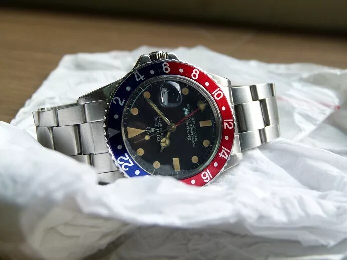 Seiko 9f62. H. Rolex gmt master 3. Rolex limited edition. 14 00pm gmt.