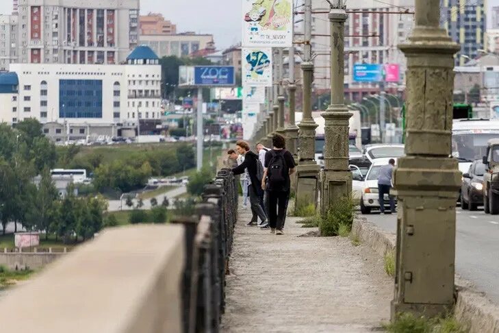 Оповещение новосибирск. Новосибирск в октябре. Новосибирск в ноябре. Новосибирск в ноябре фото. Берсон Новосибирск фото.