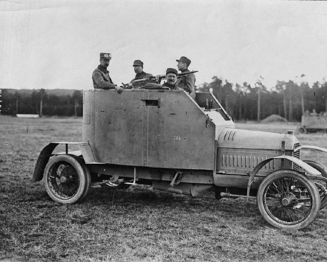Изобретения во время войн. Бронеавтомобиль Накашидзе. Бронеавтомобиль Mors (Бельгия). Peugeot броневик первая мировая. Бронемобиль Пежо первой мировой.