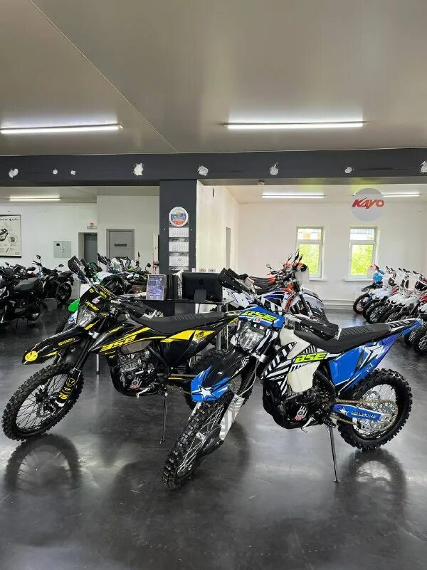 Бсе т5. Бсе т5. Bse j2 250 2017. Bse z1 триал. Бсе 250j2 эндуро.