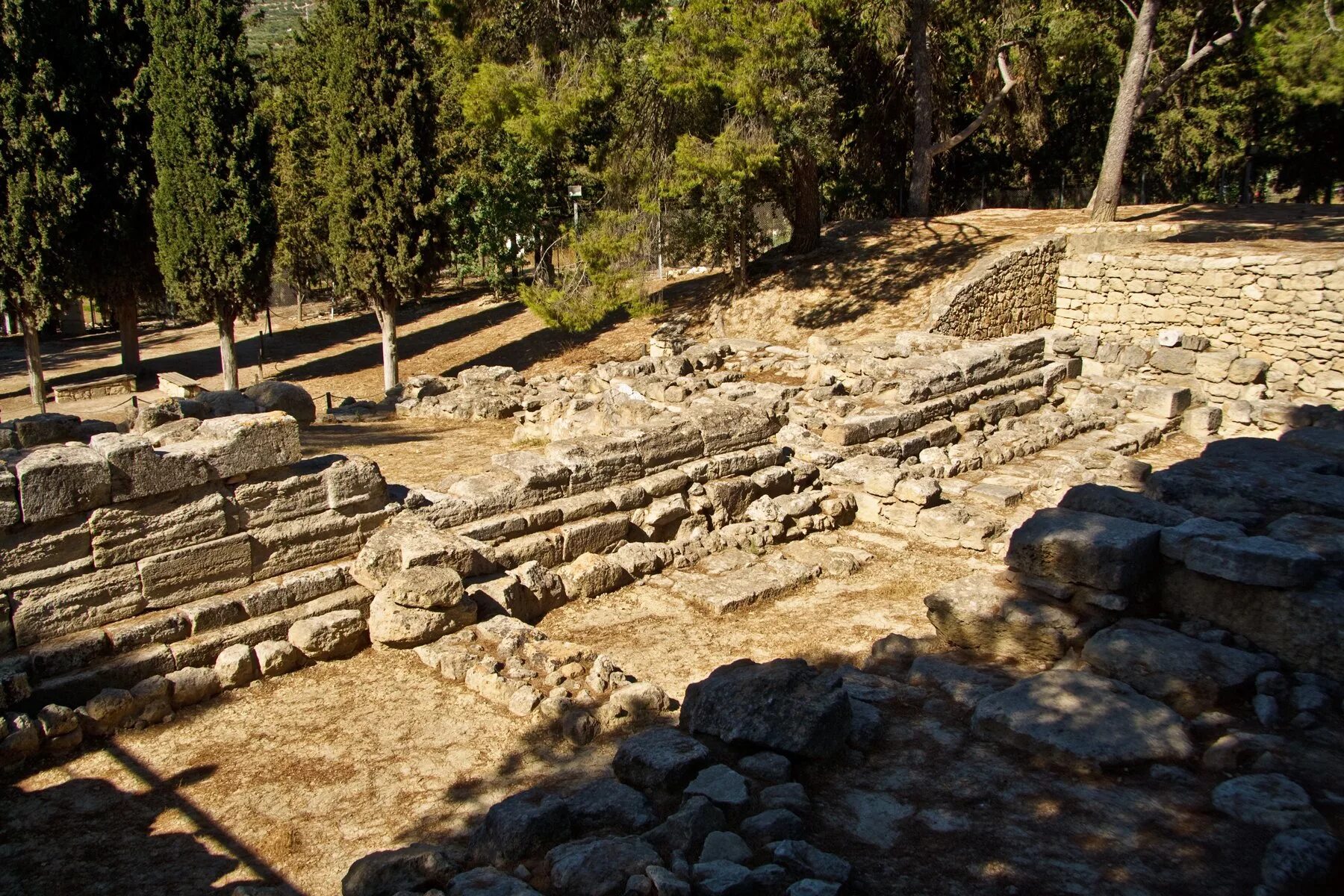 Лабиринт минотавра крит. Как выглядит лабиринт минотавра. Как выглядит лабиринт минотавра. Лабиринт минотавра схема лабиринта. Лабиринт минотавра рисунок.