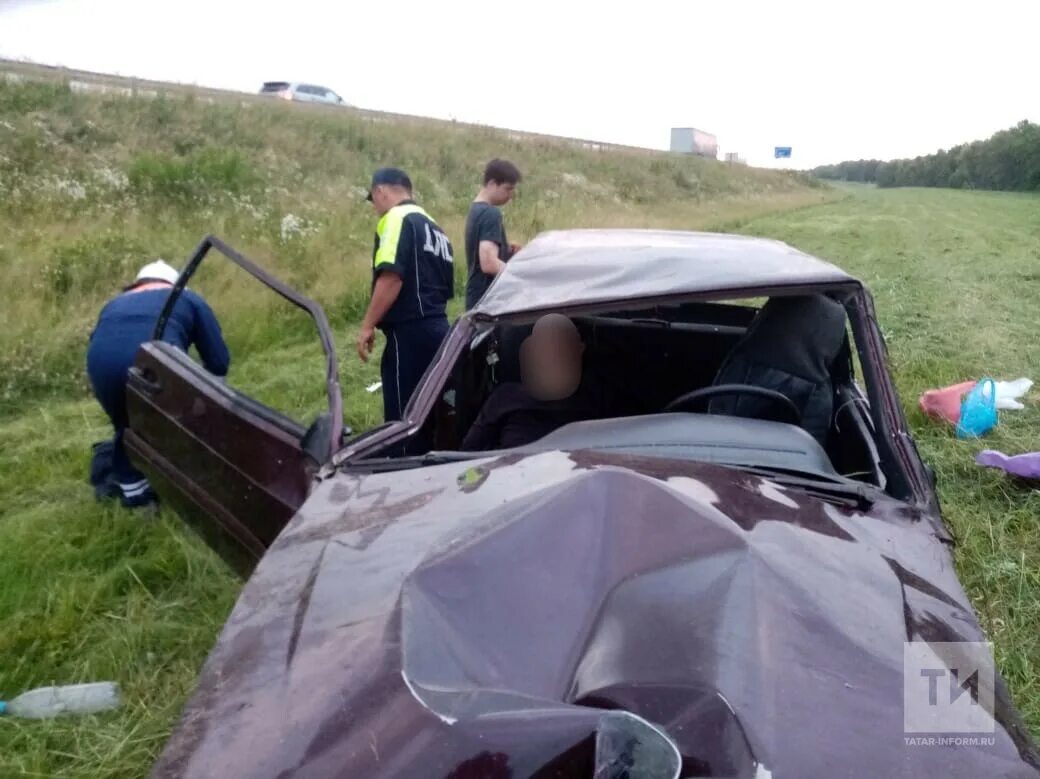 Новости татарстана сегодня видео. Авария Мамадышский район сегодня. ДТП Мамадышский район сегодня. Автомобиль в кювете.