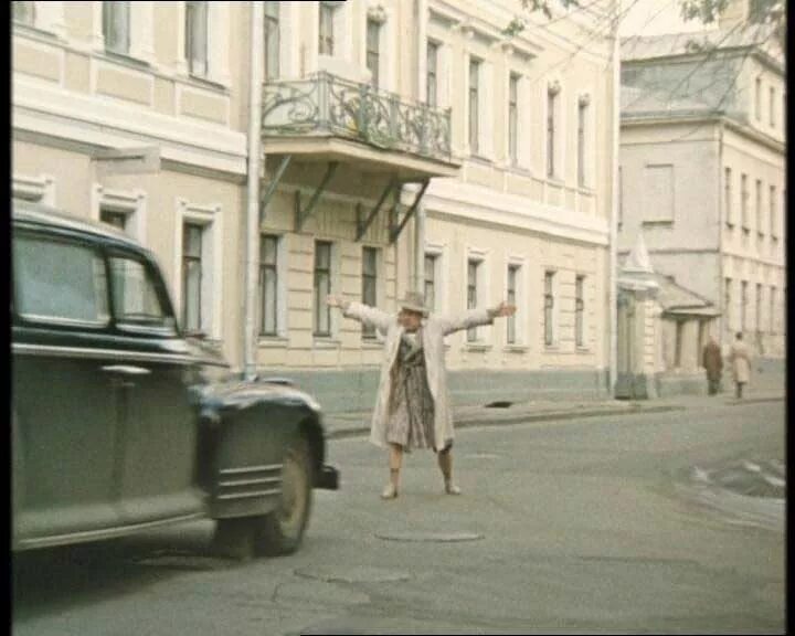 Центр покровские ворота. Покровские ворота памятник архитектуры.