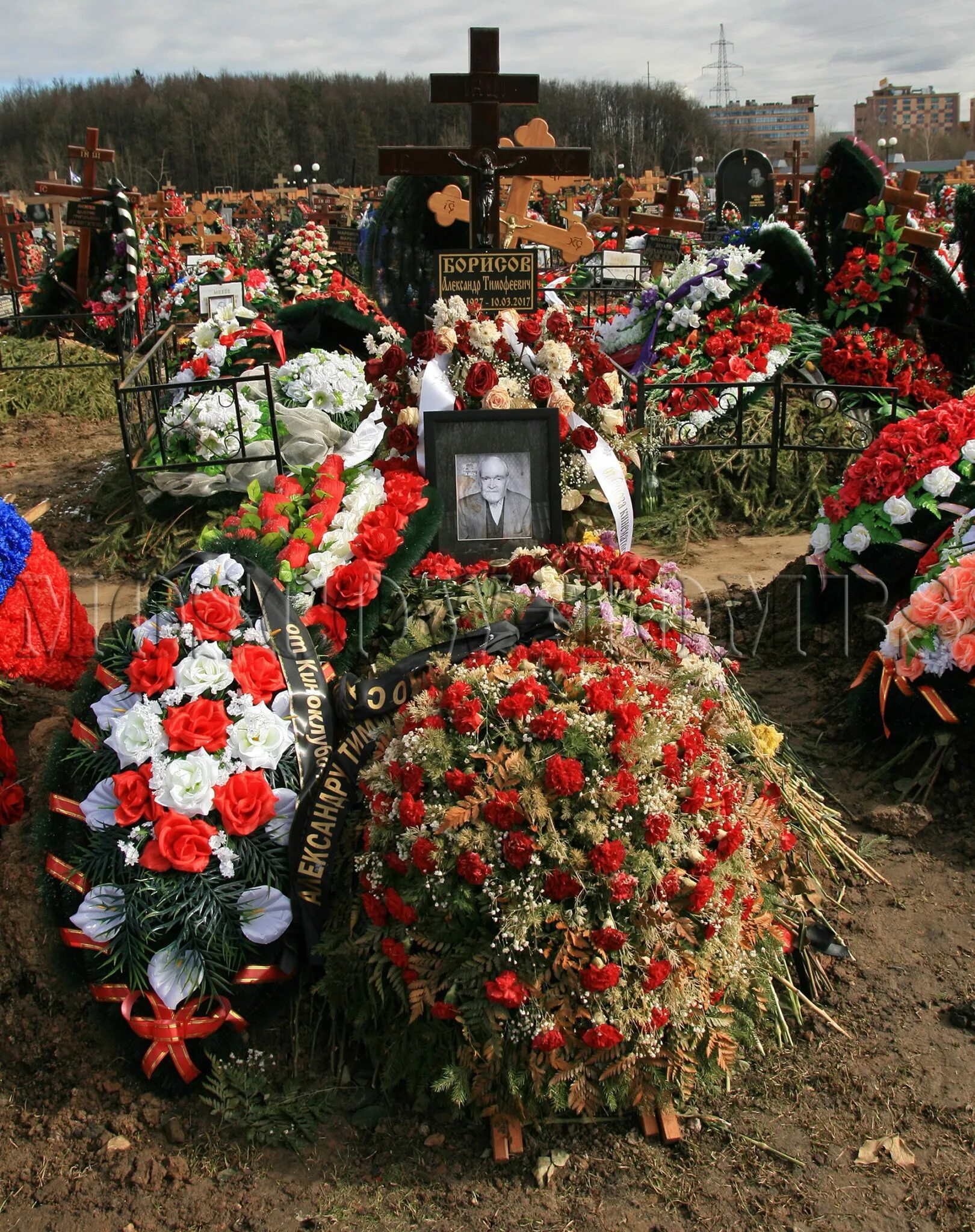 Могила Клюева Бориса на Троекуровском. Что сейчас на борисовском кладбище