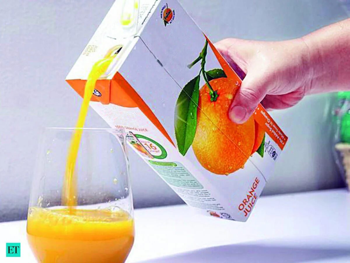 Сок пакетированный. Сок в пакетиках. Пакетированные фруктовые соки. Сок апельсиновый пакетированный.