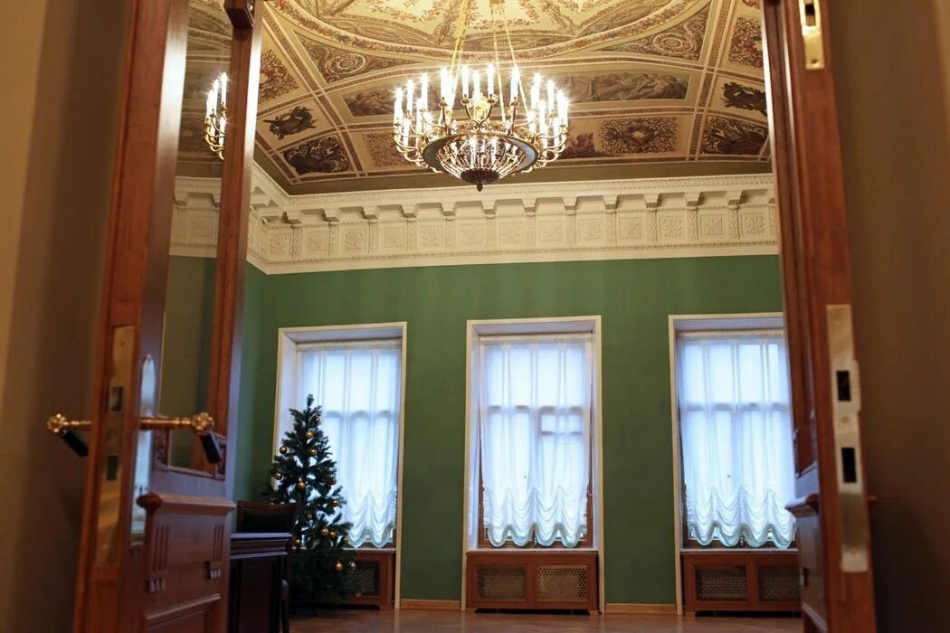 Особняк сухозанета в санкт петербурге. Сухозанета интерьеры. Особняк сухозанета дом журналиста. О. Особняк сухозанета в санкт петербурге.