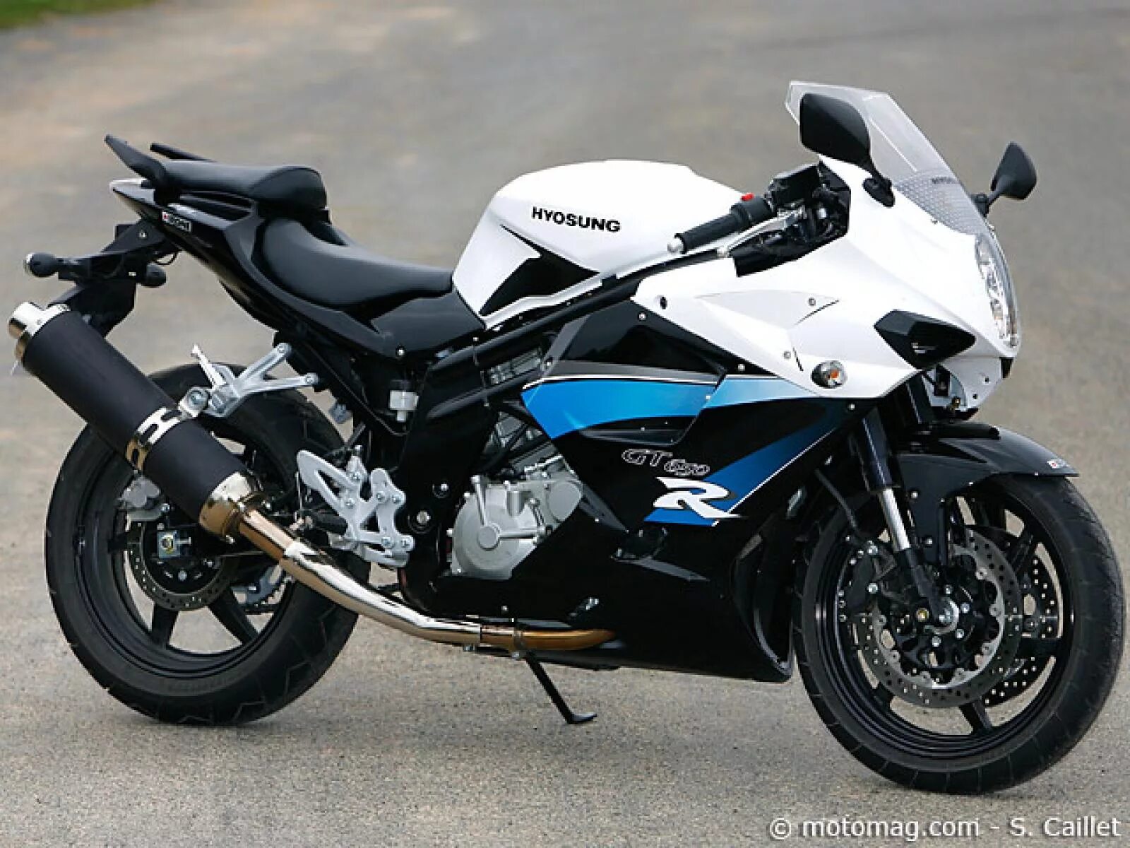 Hyosung gt650. Hyosung Comet gt650. Мотоцикл Хьюсонг gt650r. Хьюсонг ГТ 650. Gtr 650