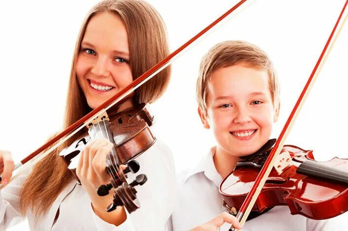 Игра на скрипке дети. Ребенок играет на скрипке. Изучить скрипку. Курсы скрипки. Скрипка научиться взрослому