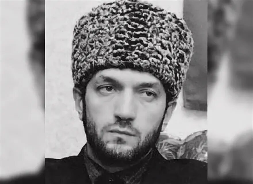 Зелимхан абдулмуслимович яндарбиев. Мовлади удугов сейчас. Мовлади саидарбиевич удугов. Мовлади удугов. Березовский удугов.