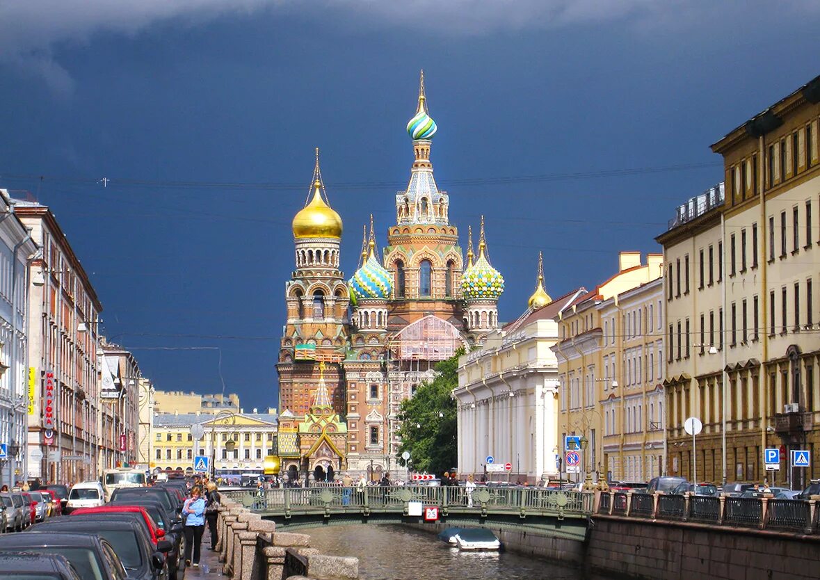 Куда недорого съездить из спб. Прогулка на речном трамвайчике в санкт-петербурге. Ретропоезд рускеала. Куда недорого съездить из спб. Куда поехать на 3 дня из спб.
