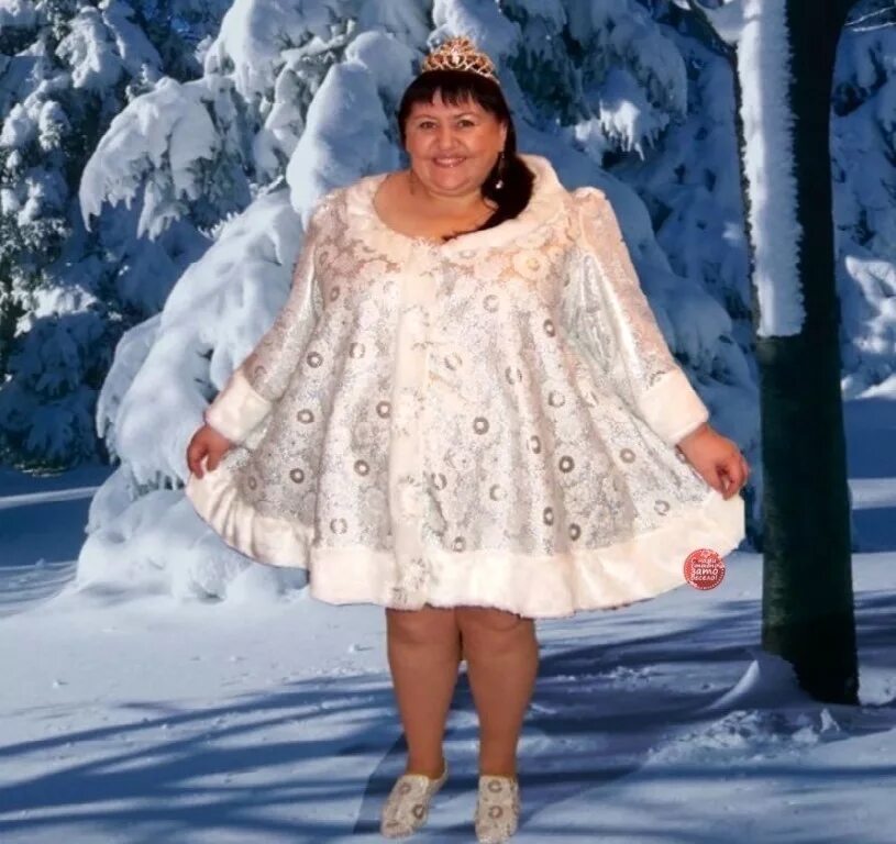 снегурка в белой шубке. смешная снегурочка. пышные снегурочки. снегурочка гжель батик. фото снегурочка в красном на красной машине.