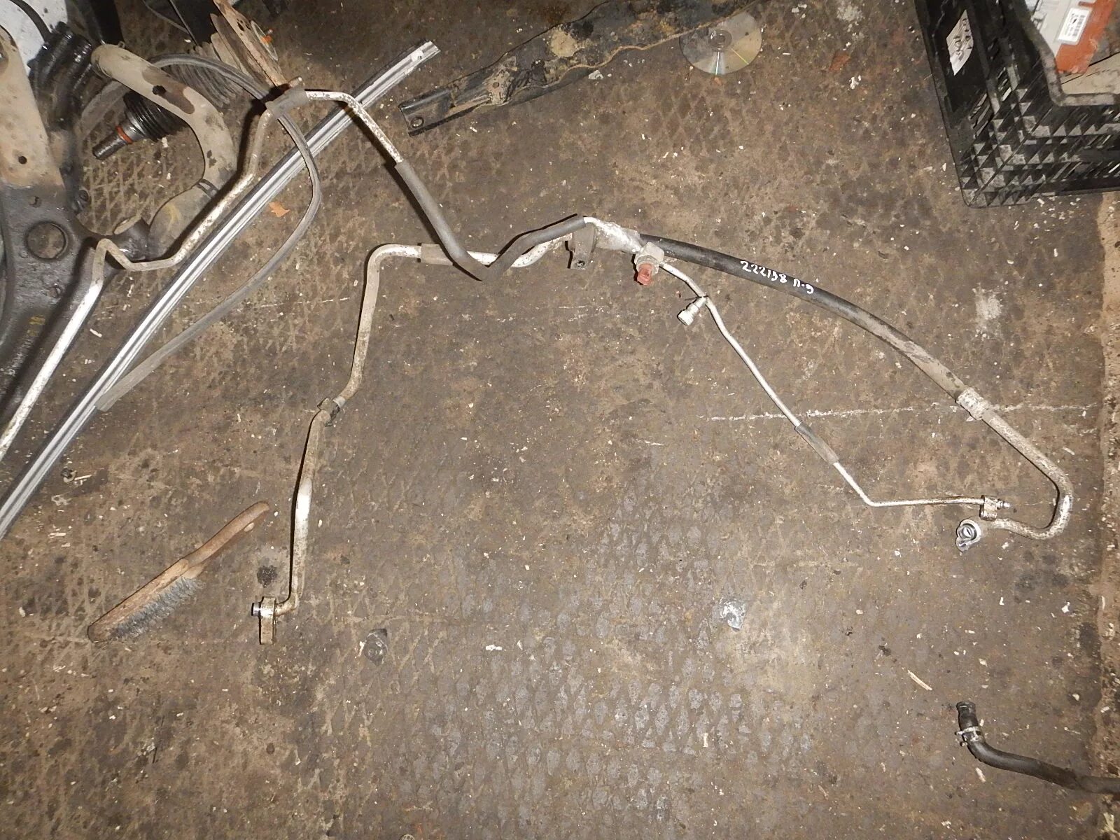 Трубка кондиционера галант 8. Mitsubishi трубка кондиционера. Трубка кондиционера митсубиси аутлендер 1. Трубка кондиционера аутлендер 3. Трубка кондиционера лансер 10.