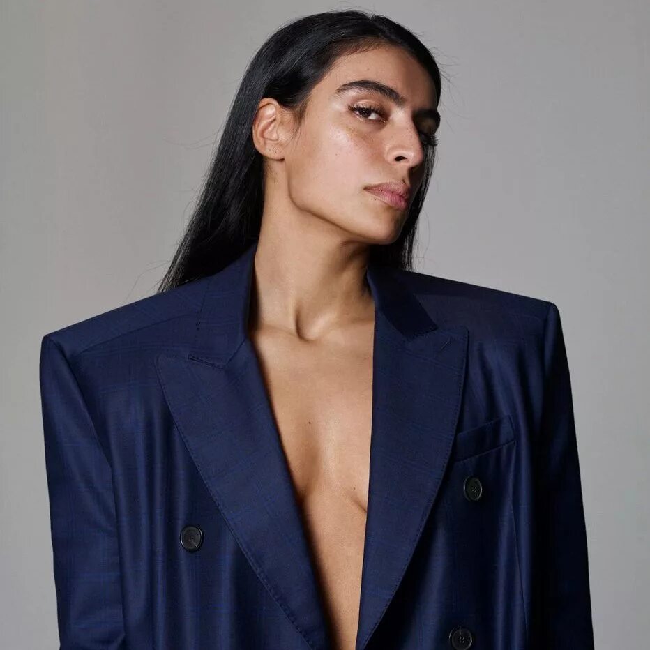 Sevdaliza. Исполнительница Sevdaliza. Севдализа 2015.