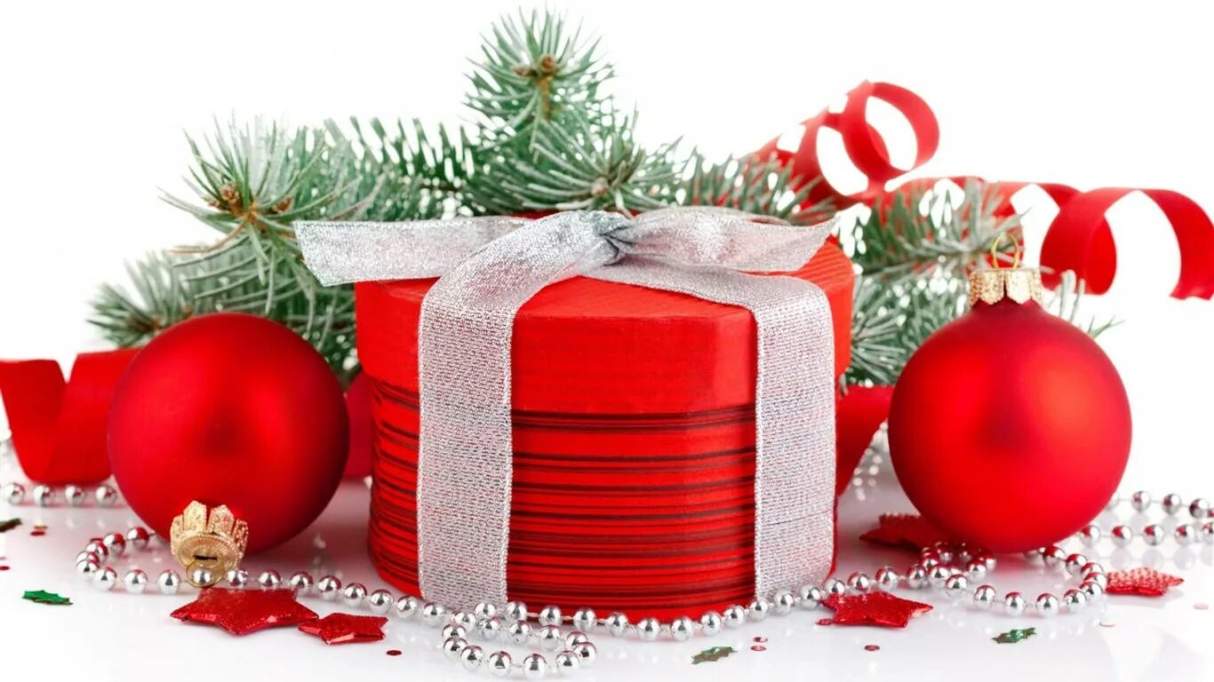 Presents post. Подарок на новый год с елкой. Подарки под ёлкой. Новогодний подарок красный. Новый год на белом фоне.