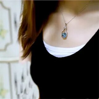 Подвеска для девушки