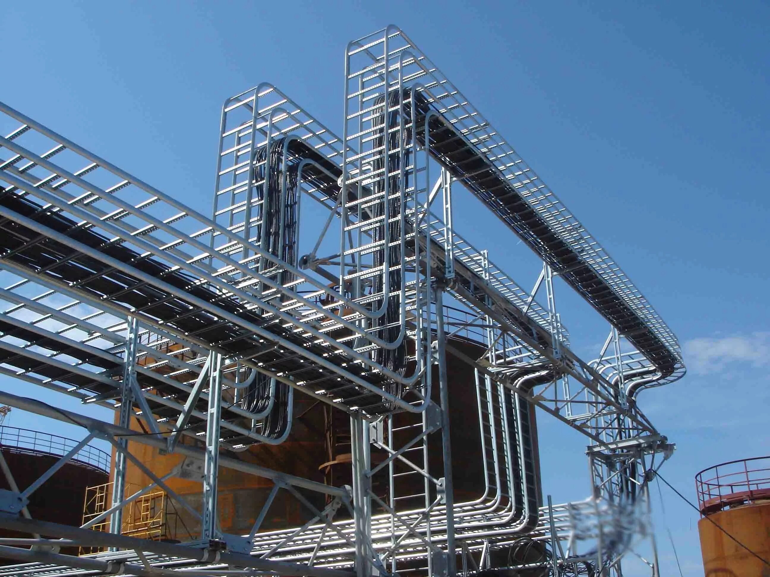 Кабельная эстакада дкс. Кабельная эстакада 35кв. Кабельная эстакада 35кв. Непроходная эстакада кабельная что это. Прокладка на эстакадах.