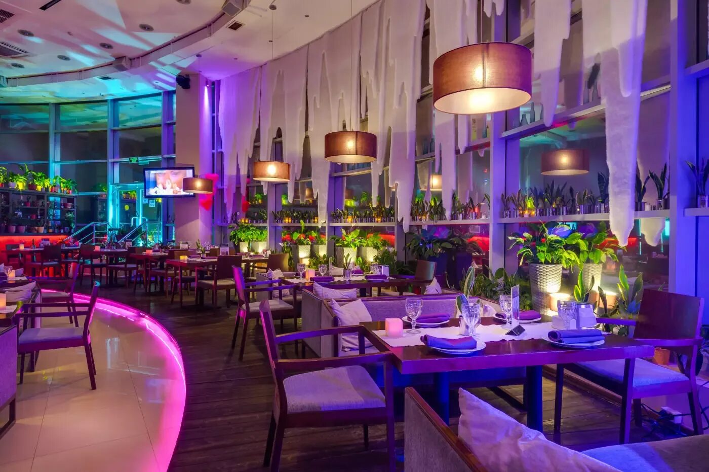 Tips Диана di Roof Cocktail Bar