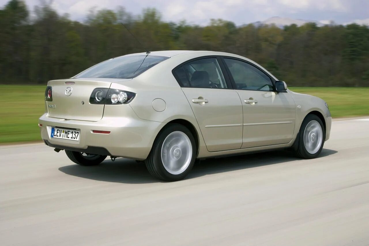 Mazda 3 flash edition 2008. Вселенная dc. , уильямсон дж. Flash edition. Flash #123 оммаж.