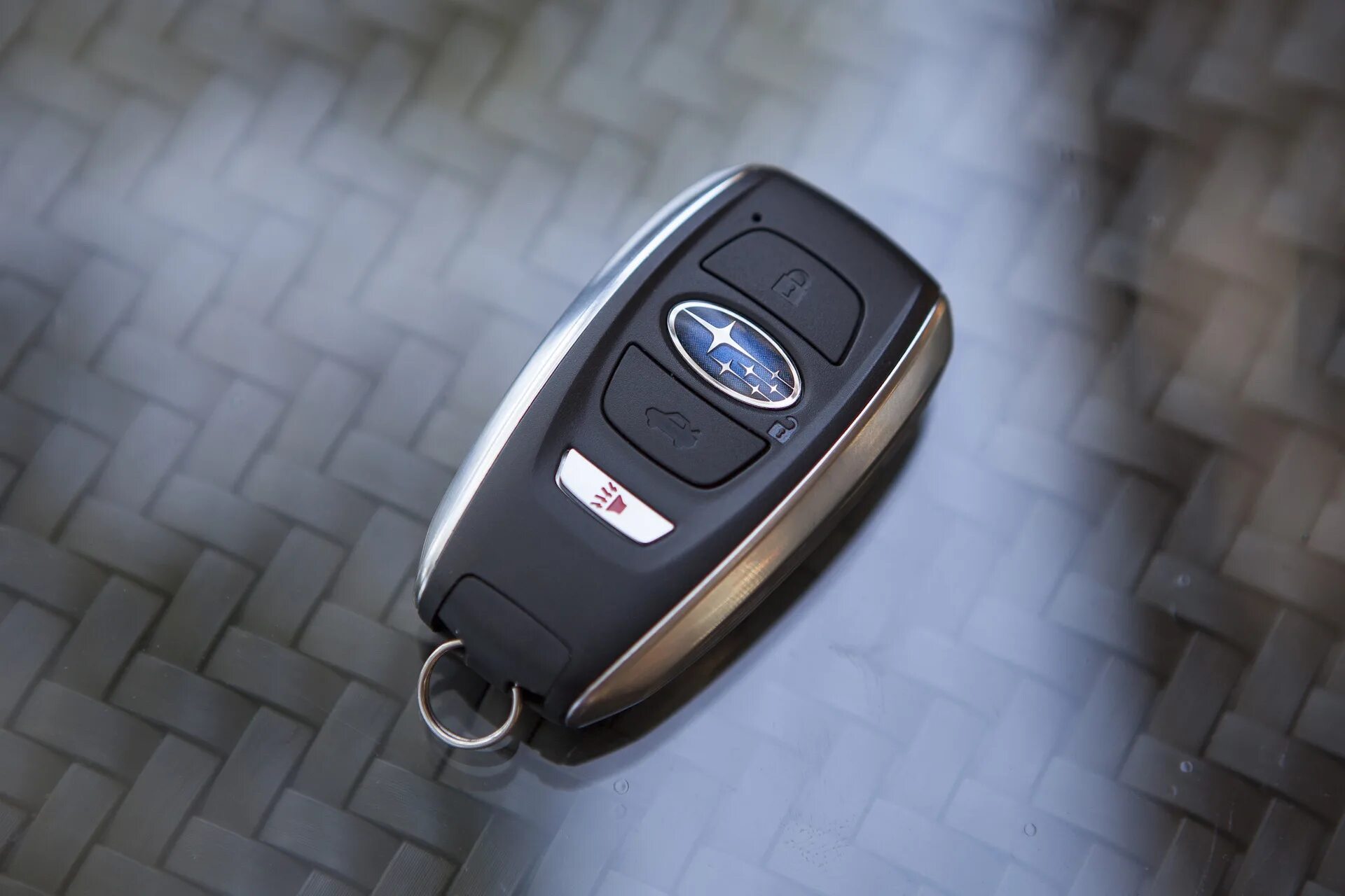 Legacy key. Subaru legacy 2016 smart key. субару forester 2018 ключ. subaru forester 2025 ключ. ключ субару форестер 2016.