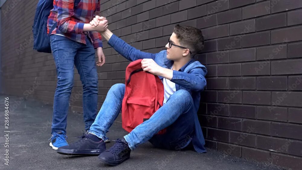 Буллинг. Bullying видео. Детская жестокость в школе. Буллинг преследователь. Bullying видео.