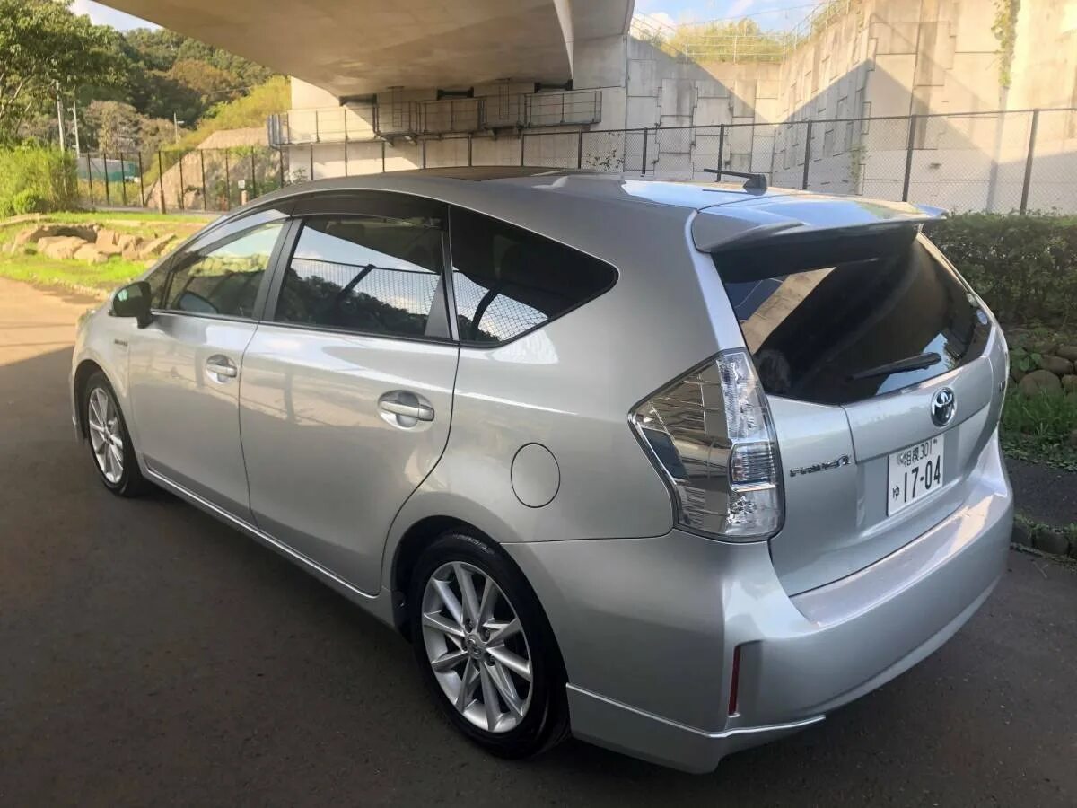 Тойота альфа гибрид. Toyota Prius Alpha. Toyota гибрид Prius Alpha. Приус 30 Альфа. Prius Alpha 2022.