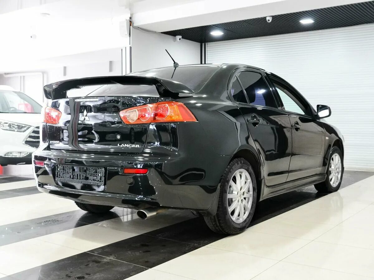 Ланцер бу. Mitsubishi Lancer 10 1.8 чёрный. Шумоизоляция Мицубиси Лансер 10 седан. Mitsubishi Lancer 10 черный. Бампера на Мицубиси Лансер 10 седан.