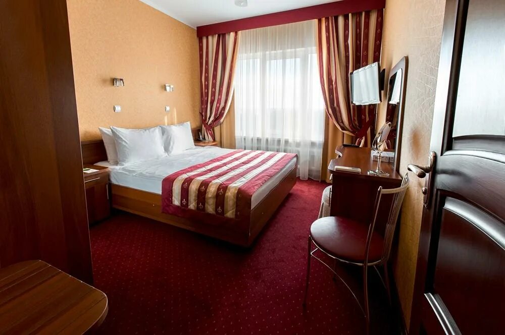 Татарстан 3 отель казань. Номер челны. Гостиница расстал набережные челны. Бизнес отель татарстан набережные челны. Гостиница татарстан набережные челны.