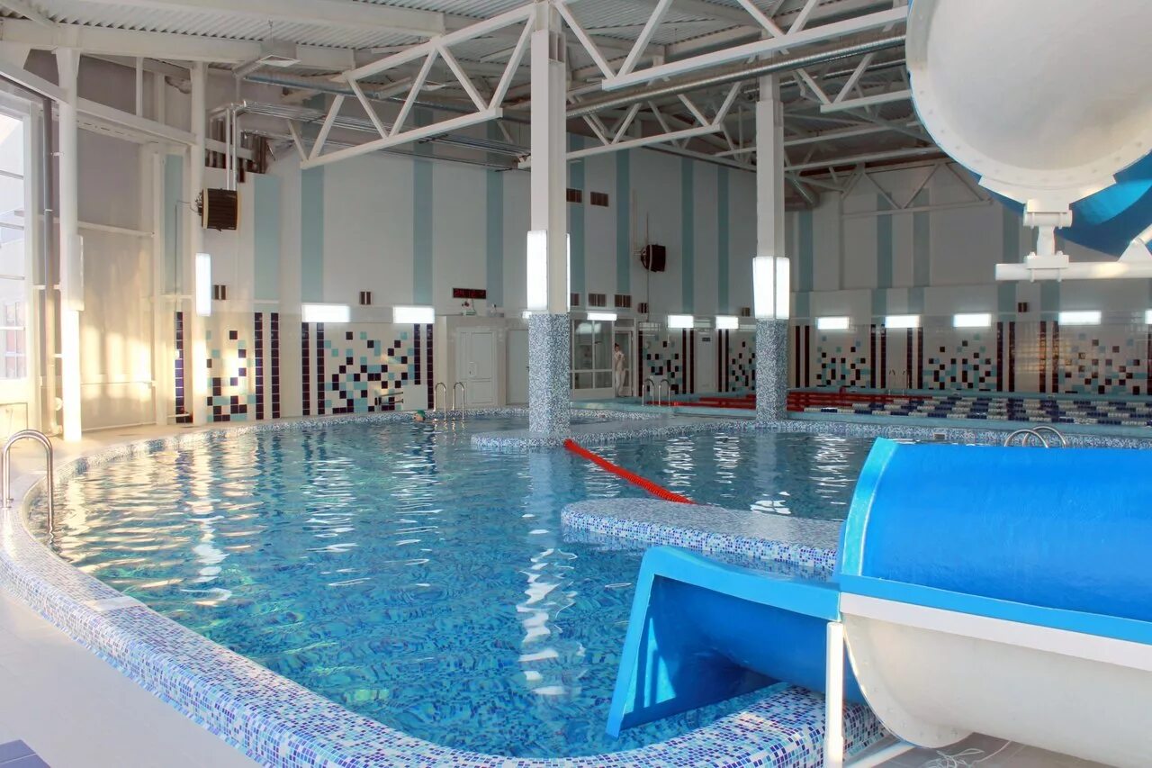 Мещерское озеро нижний новгород спортивный комплекс. Фок мещерский бассейн. Бассейн искра волгоград. Фок мещерский бассейн. Герасимова нижний новгород мещерский фок плавание.