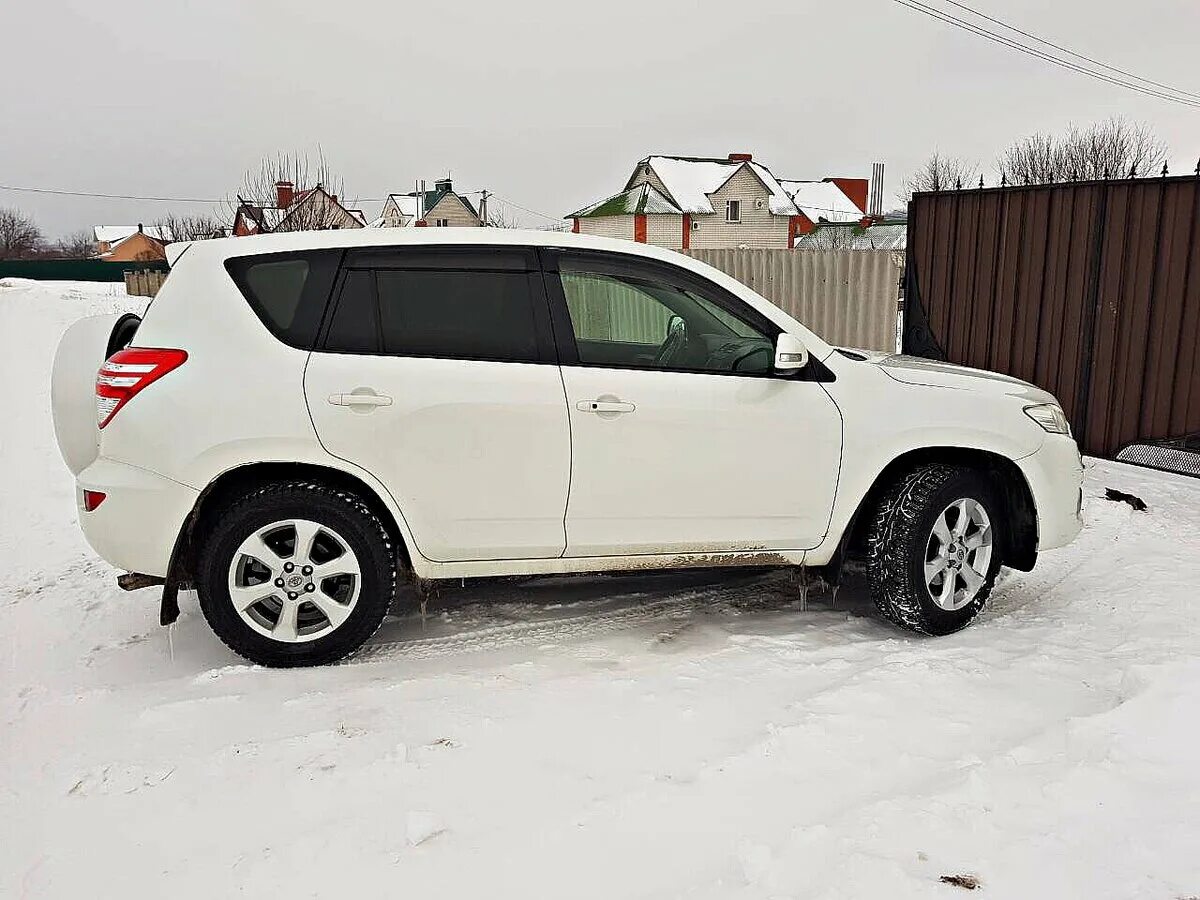 Дром братск тойота рав. Toyota rav4 III (xa30) белая. Toyota RAV 4 xa30 White. Toyota rav4 30 White. Toyota rav4 III (xa30) 2022 белый.